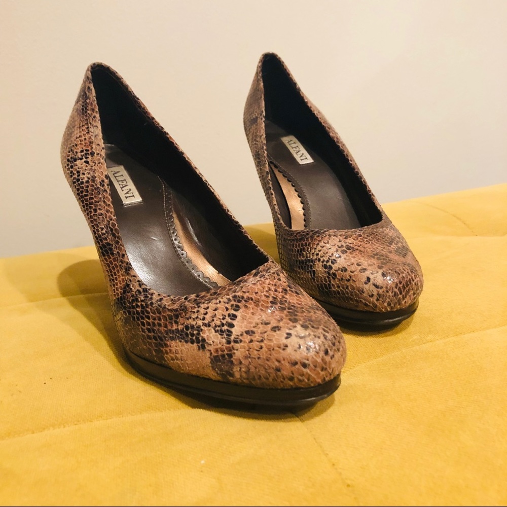 Brown/Black Snakeskin Pumps